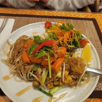 Lemon Grass Thai Cuisine - Salmon pad thai - Thai Near Me - Fairbanks, Alaska Lemon Grass Thai Cuisine - Salmon pad thai - Thai Near Me - Fairbanks, Alaska