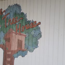 Tree House Bar and Restaurant