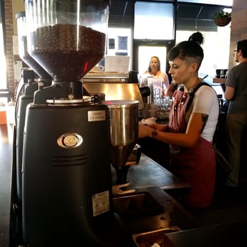 Bold Bean Coffee Roasters - Riverside - Great people and great espresso. I didn't get her name, bc I didn't want to be "that guy", but she sure did a great job! - Coffee & Tea Near Me - Jacksonville, Florida
