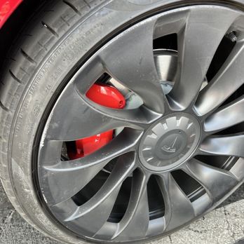Express Windshield Repair - Scuffed wheel - Auto Glass Services Near Me - San Jose, California