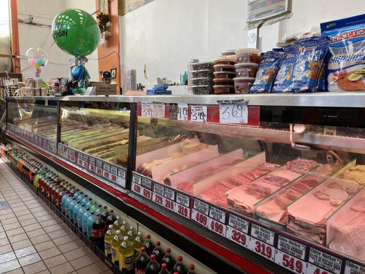 El Chico Produce by null