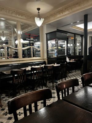 Le Petit Cler by null