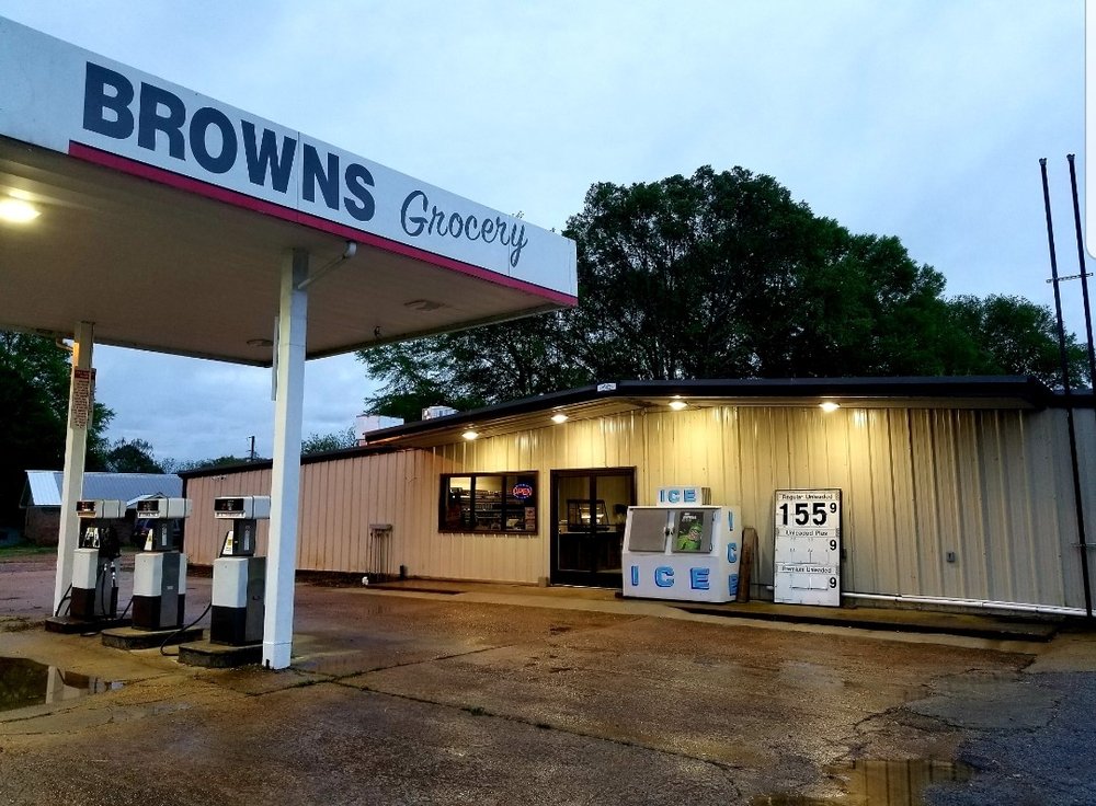 BROWNS GROCERY Updated August 2024 126 Hwy 371, Mooreville, Mississippi Convenience Stores