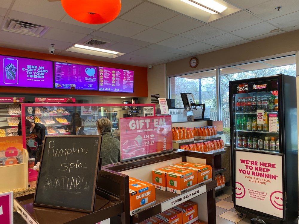 DUNKIN’ Updated September 2024 24 Reviews 230 S Easton Rd