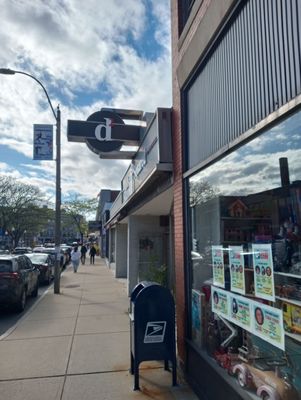 Davis Squared by null