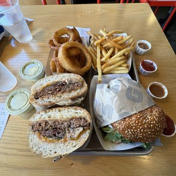 Gott's Roadside - Burgers Near Me - San Francisco, California Gott's Roadside - Burgers Near Me - San Francisco, California