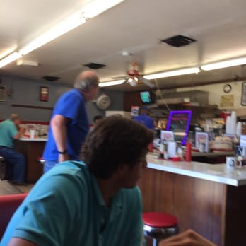 Weenie Stand No 1 - Breakfast & Brunch Near Me - Lynchburg, Virginia