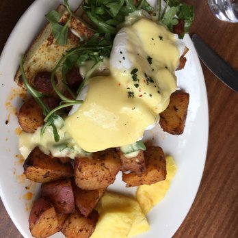 Tilikum Place Cafe - Eggs Benedict - New American Near Me - Seattle, Washington