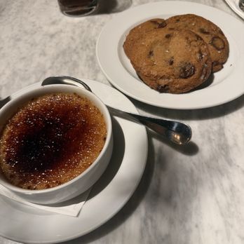 RH Rooftop Restaurant at RH West Palm - Butterscotch brûlée & Chocolate chip cookies - Wine Bars Near Me - West Palm Beach, Florida RH Rooftop Restaurant at RH West Palm - Butterscotch brûlée & Chocolate chip cookies - Wine Bars Near Me - West Palm Beach, Florida