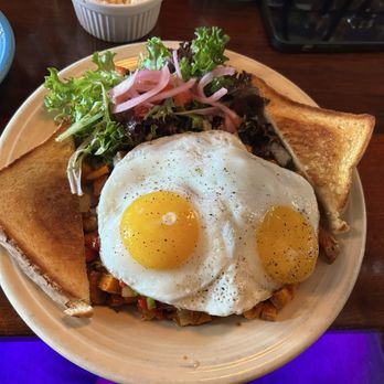 SBs Lakeside Love Shack - Tin Roof Rusted Hash with sausage - Breakfast & Brunch Near Me - Henrico, Virginia