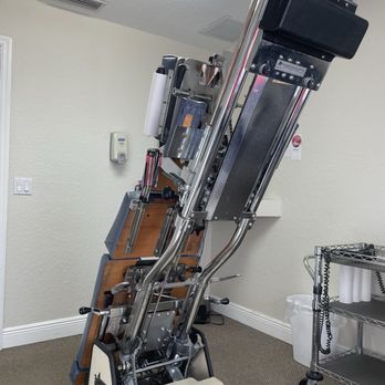 Moss Chiropractic Clinic - Looks scary but it helps - Chiropractors Near Me - Spring Hill, Florida