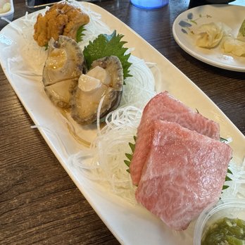 AYCE Sushi SCM - Included in the premium. The Uni is not so great but at least it's included. The fresh wasabi is the bomb. - Japanese Near Me - Santa Ana, California