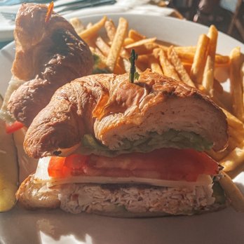 Grille Riverview - Turkey avocado - Seafood Near Me - New Smyrna Beach, Florida