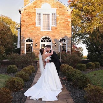 Inn at Evergreen - Hotels Near Me - Haymarket, Virginia