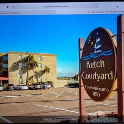 Ketch Courtyard - Condo sign