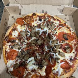 Arthur's Pizzeria - Pizza