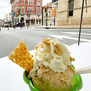 The Split Banana - Virginia Peanut Butter, Hot Fudge, Peanuts - Ice Cream & Frozen Yogurt Near Me - Staunton, Virginia The Split Banana - Virginia Peanut Butter, Hot Fudge, Peanuts - Ice Cream & Frozen Yogurt Near Me - Staunton, Virginia