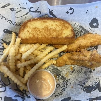 Raising Cane's Chicken Fingers - The 3 Finger Combo - Chicken Shop Near Me - Midvale, Utah Raising Cane's Chicken Fingers - The 3 Finger Combo - Chicken Shop Near Me - Midvale, Utah