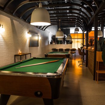 Léo's Tap Room - Bars Near Me - Montreal, Quebec Léo's Tap Room - Bars Near Me - Montreal, Quebec