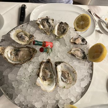 Steak 48 - Chef's Daily Selection of Fresh Oysters* ** - Steakhouses Near Me - Beverly Hills, California