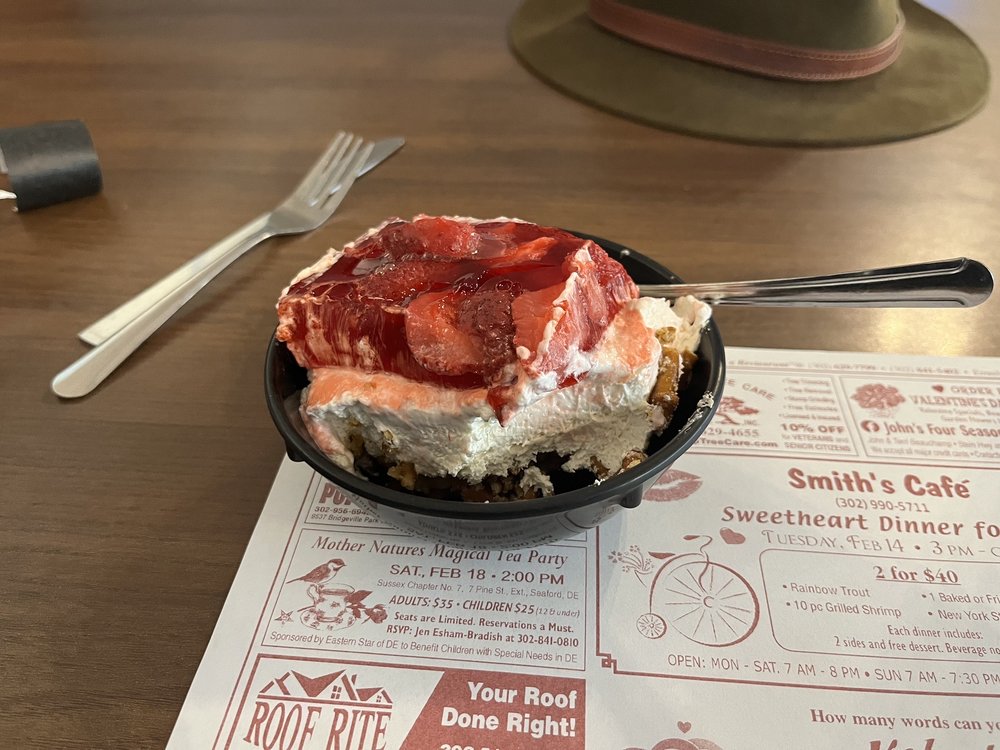 Smith's Café Logo
