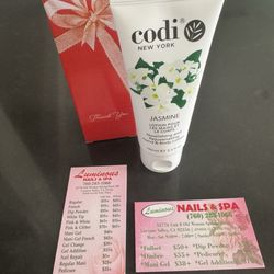 Luminous Nails & Spa