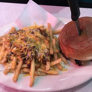 Frisco's Carhops - American Near Me - Whittier, California