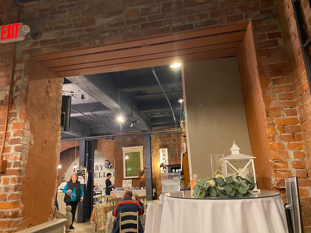 THE BUBBLE MUG CAFE AT POTTERY CELLAR Updated May 2024 77 Mill St