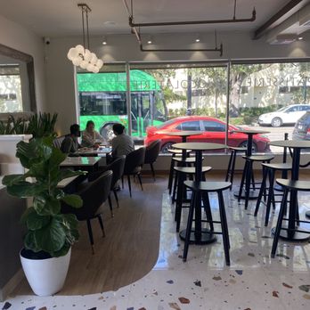 Croissant Gourmet - Roomy inside - Breakfast & Brunch Near Me - Winter Park, Florida