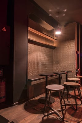 Le Cavern by null