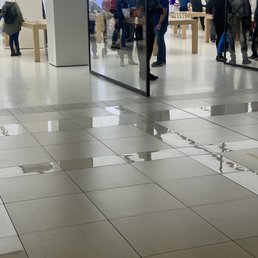 This is were Hate for LGBTQ ‍ and Disabled Veterans is:Apple Store Menlo Park Mall! Smh ‍