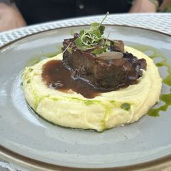 Manisses - Short rib borguignon