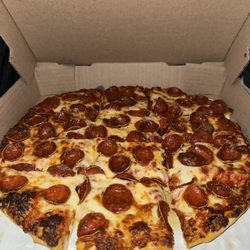 Capuano's Pizza House - Medium Pepperoni Pizza
