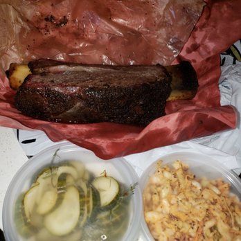la Barbecue - The rib is big - Barbeque Near Me - Austin, Texas