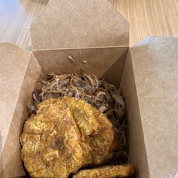 Cuban Pete's Express - Pernil con Tostones
