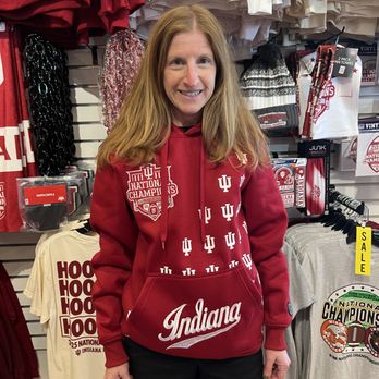Rally House Plainfield Commons - Sports Wear Near Me - Plainfield, Indiana Rally House Plainfield Commons - Sports Wear Near Me - Plainfield, Indiana
