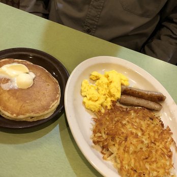 Village Inn - American Near Me - Mission, Kansas Village Inn - American Near Me - Mission, Kansas