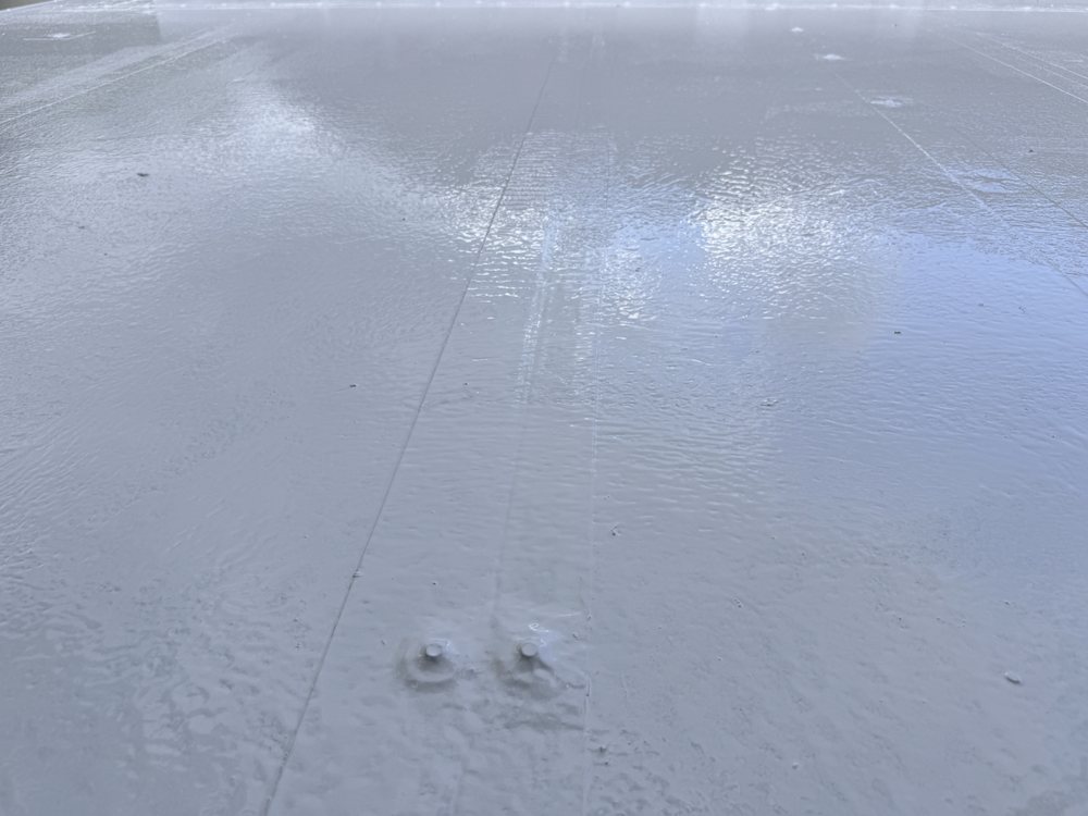 Slide of United Roofing and Maintenance