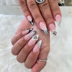 Vip Nails Lounge