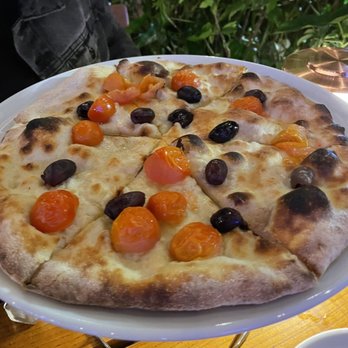 Spris Artisan Pizza - Midtown - FOCACCIA OLIVE - Pizza Near Me - Miami, Florida Spris Artisan Pizza - Midtown - FOCACCIA OLIVE - Pizza Near Me - Miami, Florida