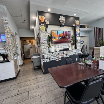 M Noodle & Cafe - Interior - Vietnamese Near Me - Gilroy, California M Noodle & Cafe - Interior - Vietnamese Near Me - Gilroy, California