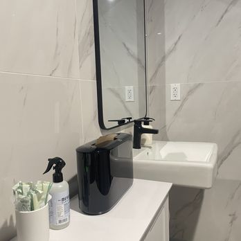 Swthz - The bathroom table. The details are immaculate! - Saunas Near Me - Newport Beach, California Swthz - The bathroom table. The details are immaculate! - Saunas Near Me - Newport Beach, California
