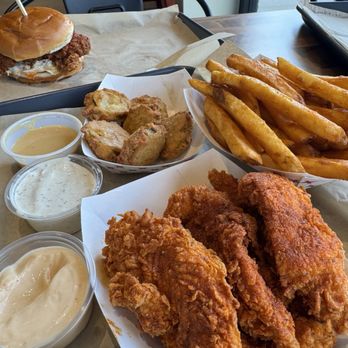 Daddy's Chicken Shack - I was hungry - Chicken Wings Near Me - Tinton Falls, New Jersey