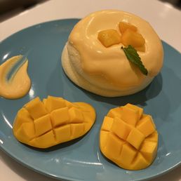Mango Pancake