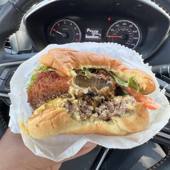 Shake Shack Sawgrass Mills - Mushroom beef Hamburger - Fast Food Near Me - Sunrise, Florida