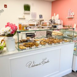 Victoria's Cake - Bakery inside