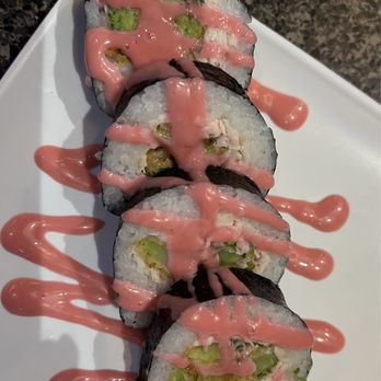 Genmai Sushi - Hollywood Roll (comes w/6 pieces) - Sushi Bars Near Me - Oxnard, California Genmai Sushi - Hollywood Roll (comes w/6 pieces) - Sushi Bars Near Me - Oxnard, California