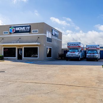 iStorage - Self Storage Near Me - Rosenberg, Texas