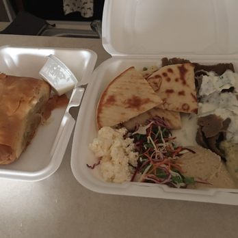 Freska Mediterranean Grill - Spinach Cheese Pie, Gyro Plates - Mediterranean Near Me - Middleton, Wisconsin Freska Mediterranean Grill - Spinach Cheese Pie, Gyro Plates - Mediterranean Near Me - Middleton, Wisconsin