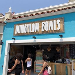 Store front across from the music pier !